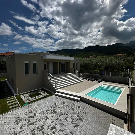 Appartement Marroni Retreat - Pool - - Gym