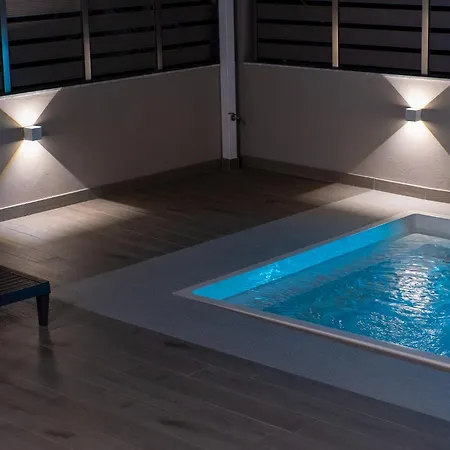 Marroni Retreat - Pool - - Gym Apartamento