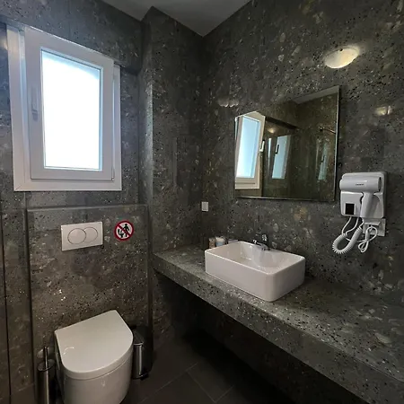 Apartamento Marroni Retreat - Pool - - Gym Skotina
