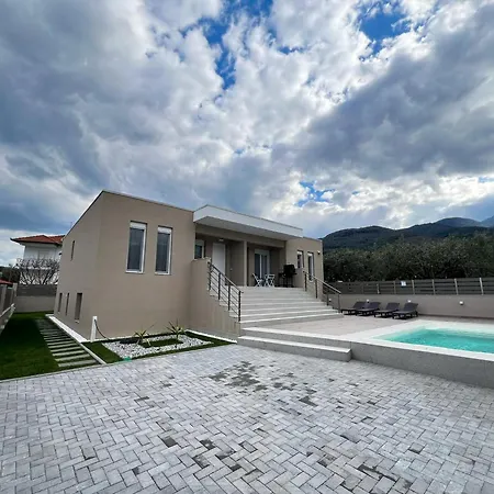 Marroni Retreat - Pool - - Gym Apartamento *