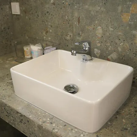 Marroni Retreat - Pool - - Gym Appartement *