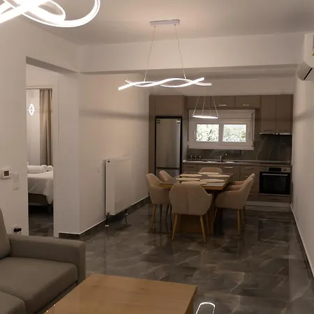 Marroni Retreat - Pool - - Gym Apartamento Skotina